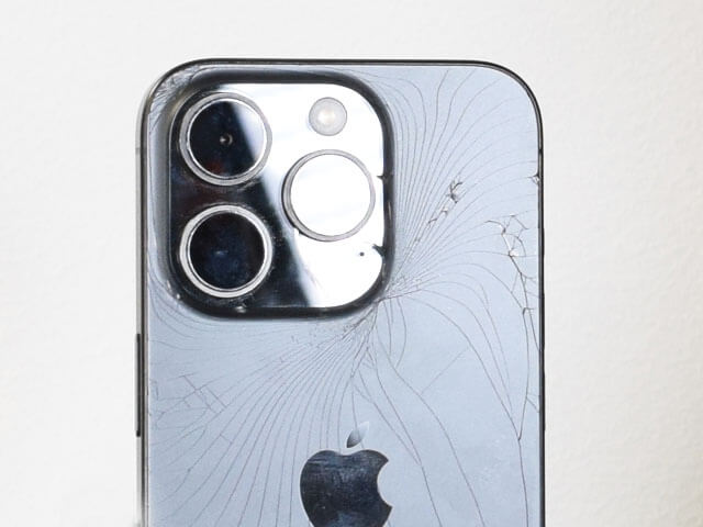 背面欠け・破損